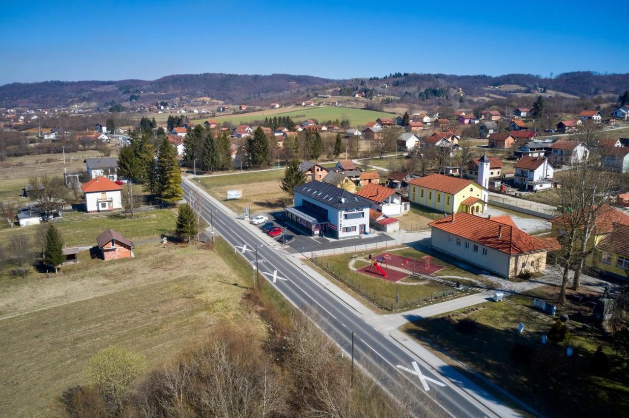 Hotel Marien Haus Karlovac Exteriér fotografie
